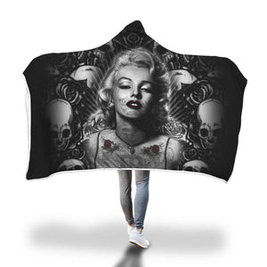Beautiful Monroe Skulls Hooded Blankets